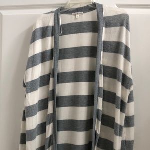 Super soft gray and white long cardigan